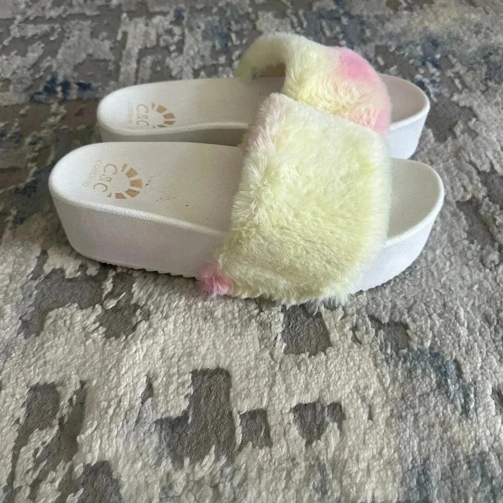 Size 7 - Picture 3 of 5